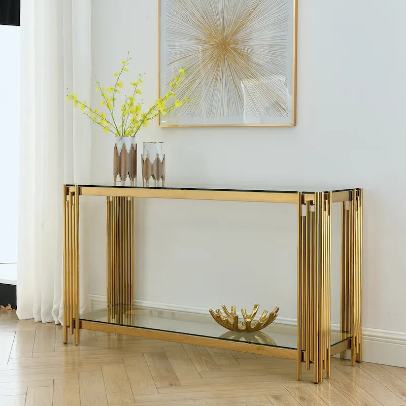 Console étroite à deux niveaux avec structure en métal finition dorée et plateau en verre trempé