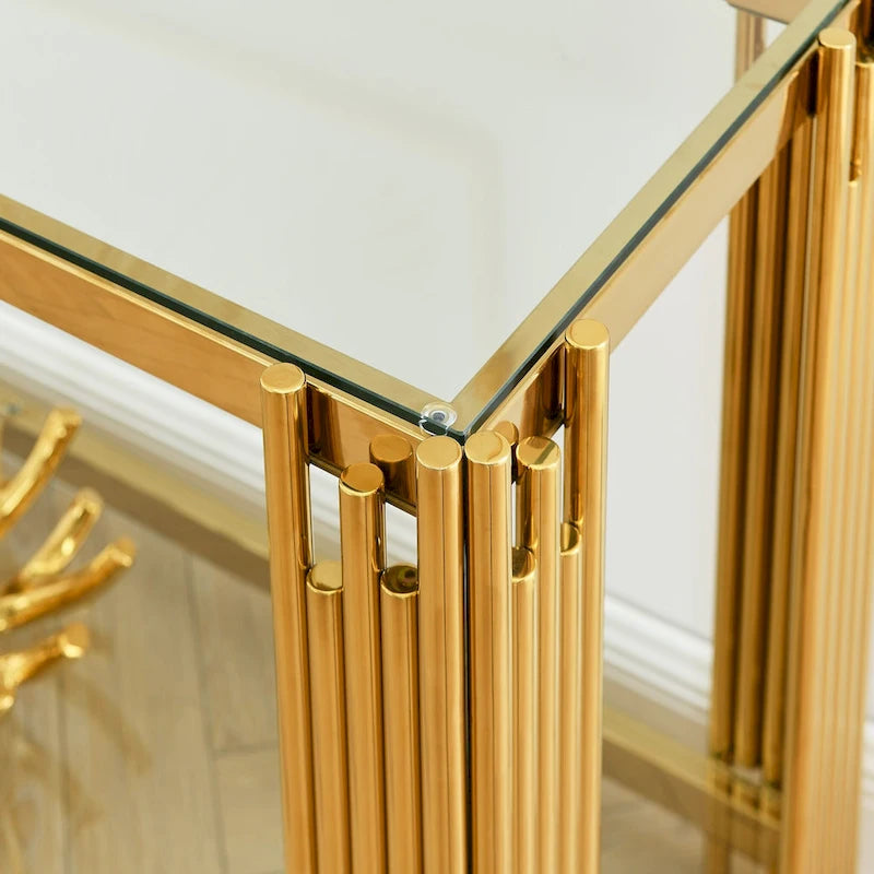 Console étroite à deux niveaux avec structure en métal finition dorée et plateau en verre trempé