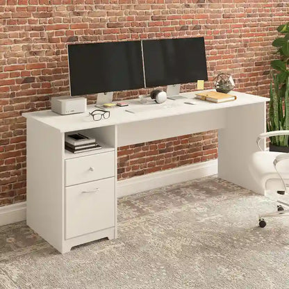 Bureau d'ordinateur Cabot 72W avec tiroirs, par Bush Furniture