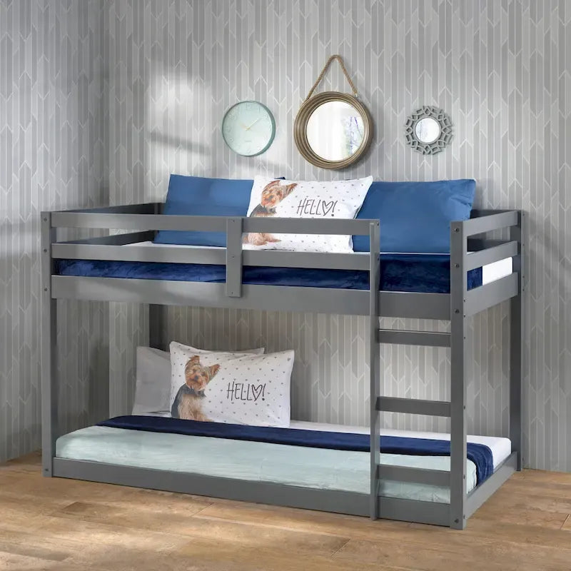 Lit mezzanine double en bois polyvalent avec lattes intégrées et barrière de sécurité