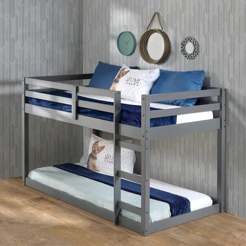 Lit mezzanine double en bois polyvalent avec lattes intégrées et barrière de sécurité