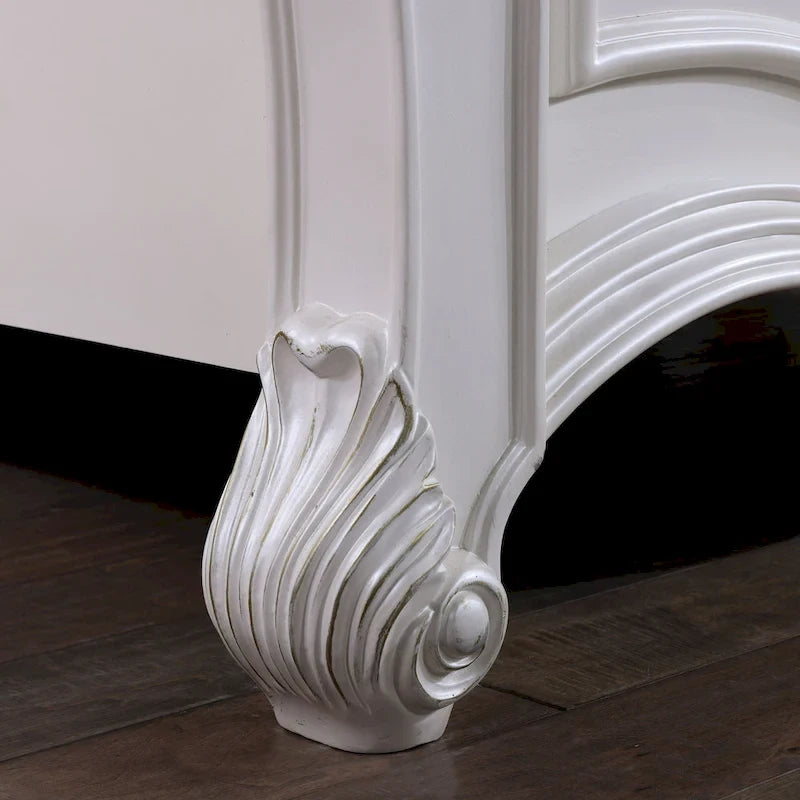 Lit à baldaquin traditionnel Eugene en bois massif cerisier foncé avec détails sculptés, de la marque Furniture of America