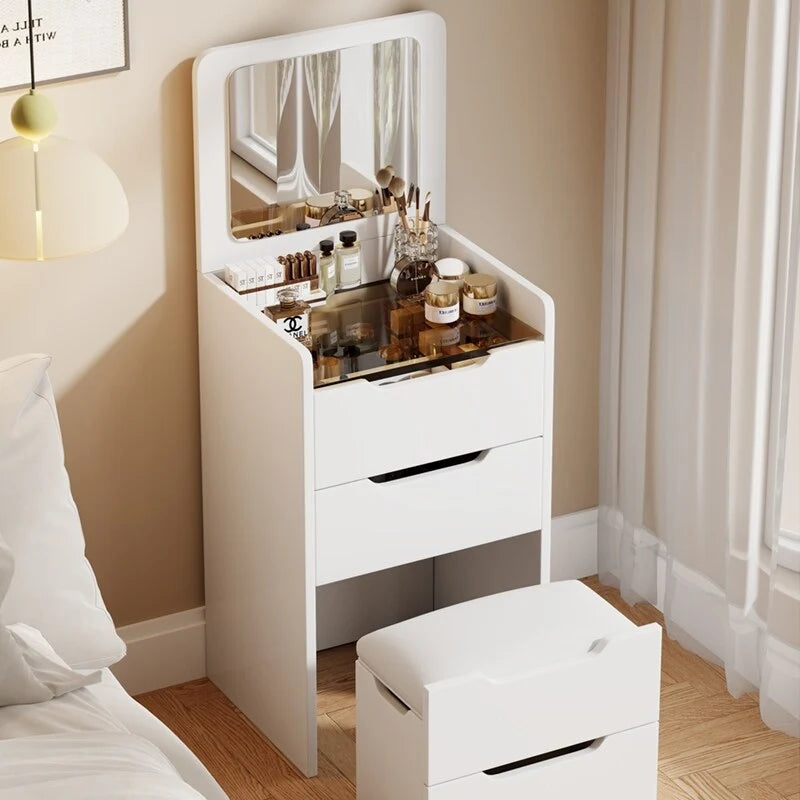 Ensemble coiffeuse 3 en 1 avec plateau en verre, 3 tiroirs et tabouret.