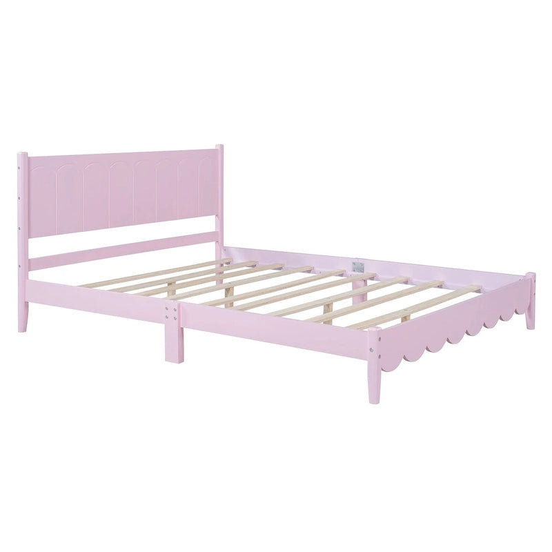 Lit plateforme en bois de style rétro, format queen, avec tête de lit rectangulaire