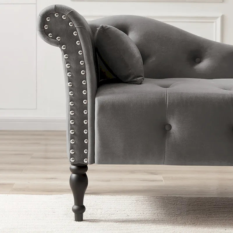 Chaise longue moderne 60.6 en velours capitonné avec pieds en bois massif et clous décoratifs
