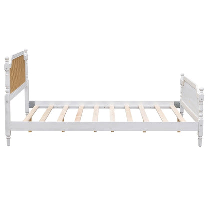 Lit plateforme traditionnel King Size avec tête et pied de lit en rotin