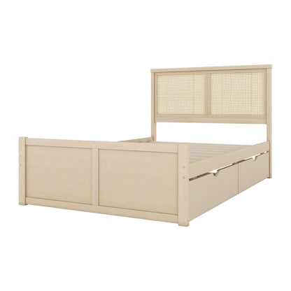 Lit plateforme de rangement en bois naturel antique, 4 tiroirs et tête de lit en rotin.