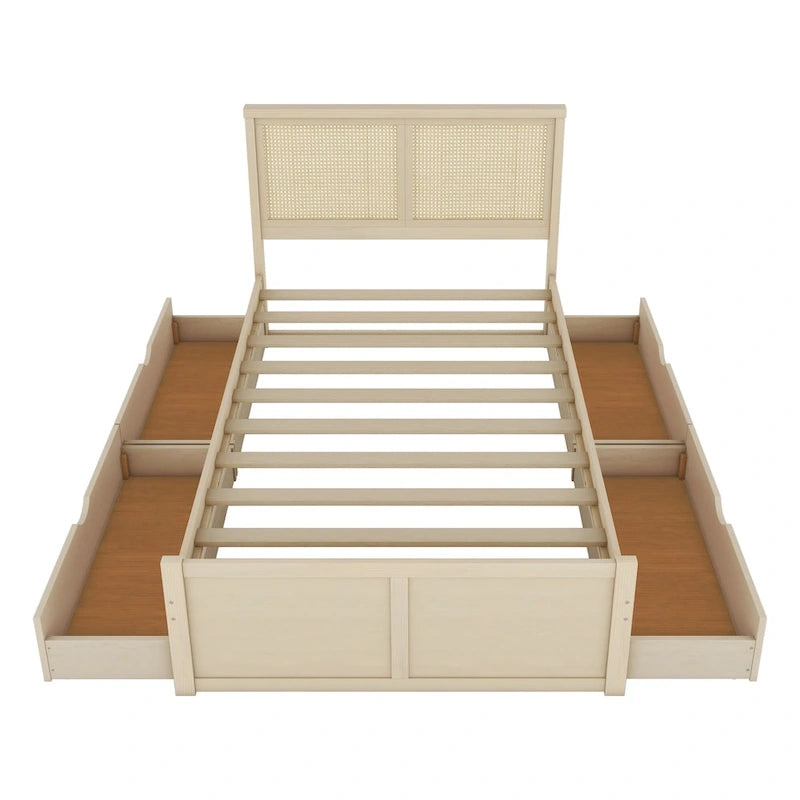 Lit plateforme de rangement en bois naturel antique, 4 tiroirs et tête de lit en rotin.