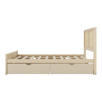 Lit plateforme de rangement en bois naturel antique, 4 tiroirs et tête de lit en rotin.