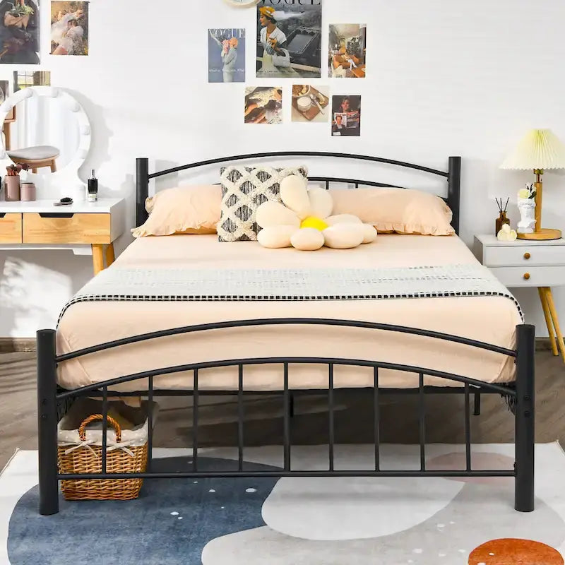 Cadre de lit en métal Costway pour lits simples, doubles et queen, avec matelas plateforme