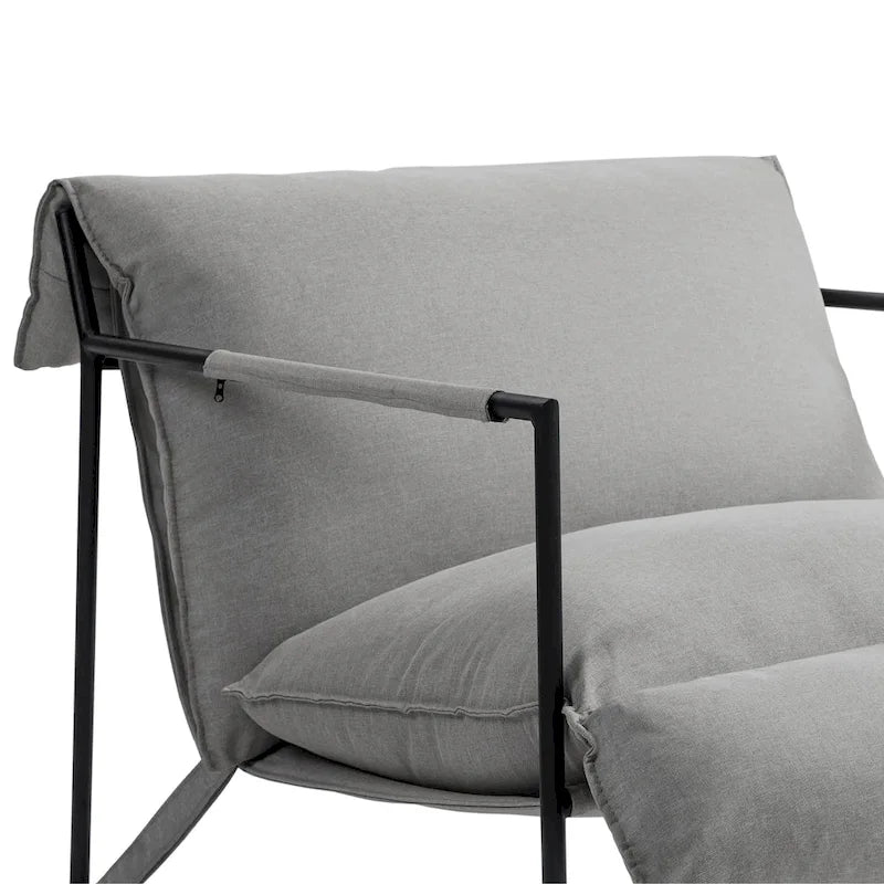 Ensemble de 2 fauteuils d'appoint en tissu avec structure en métal et dossier suspendu.