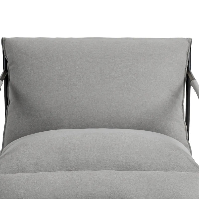 Ensemble de 2 fauteuils d'appoint en tissu avec structure en métal et dossier suspendu.