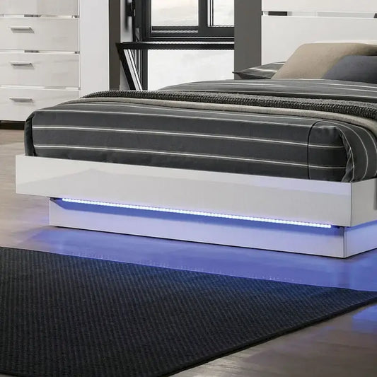 Lit plateforme moderne Margatta avec éclairage LED blanc de Furniture of America