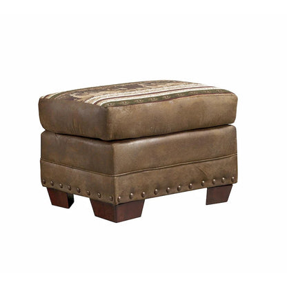 Fauteuil Wild Horses, modèle 8501-00-40, avec repose-pieds assorti, de la collection American Furniture Classics.