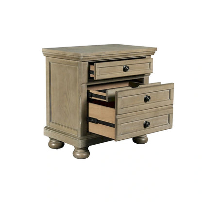 Ensemble de chambre à coucher 5 pièces Salinger en étain de New Classic Furniture avec 2 tables de chevet