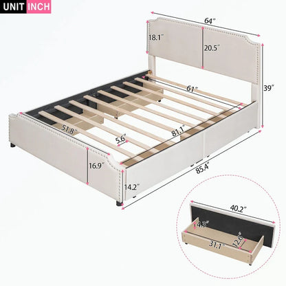 Lit plateforme capitonné avec tête et pied de lit à clous décoratifs