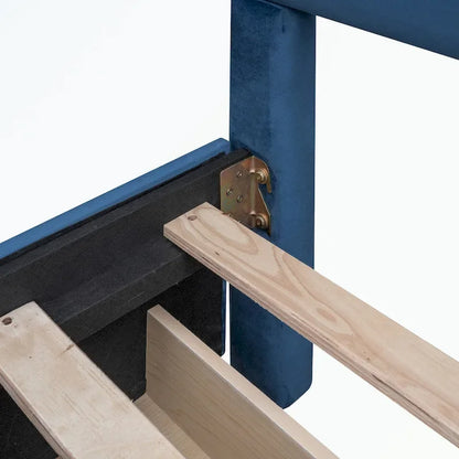 Lit plateforme capitonné avec tête et pied de lit à clous décoratifs