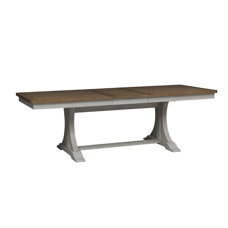 Style campagnard revisité, blanc antique avec table à tréteaux en châtaignier