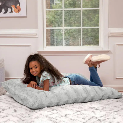 Coussin de sol décoratif géant Jaxx Saxx de 107 cm (3,5 pieds) pour enfants, en fausse fourrure