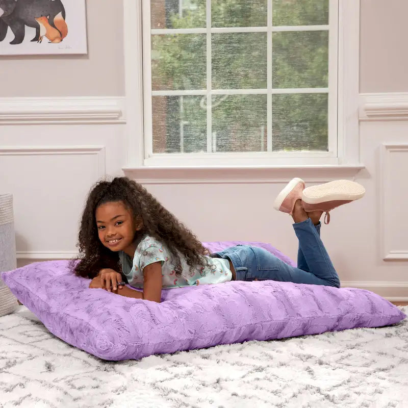 Coussin de sol décoratif géant Jaxx Saxx de 107 cm (3,5 pieds) pour enfants, en fausse fourrure