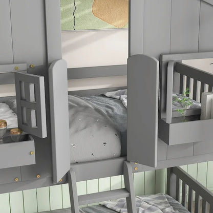 Lit superposé cabane (deux lits simples) avec toit, fenêtre, jardinière, porte, barrières de sécurité et échelle, gris