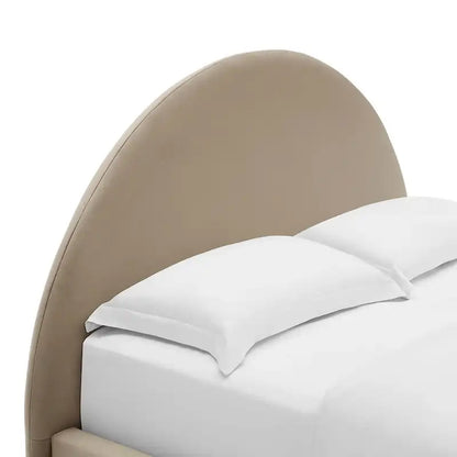 Lit plateforme rond arqué en velours Resort Performance