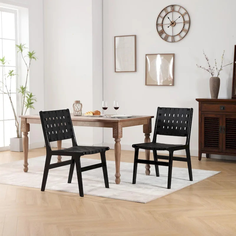 Chaise de salle à manger en cuir tressé, pieds en bois massif, convenant à la salle à manger et au salon.