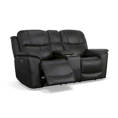 Canapé deux places inclinable électrique zéro gravité en cuir Crew avec console, appuie-têtes et soutien lombaire électriques par Flexsteel
