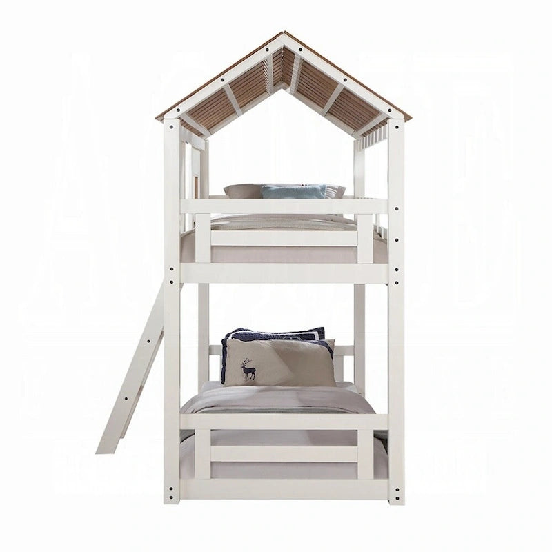 Lit superposé en bois blanc et chêne rustique (deux lits simples superposés).